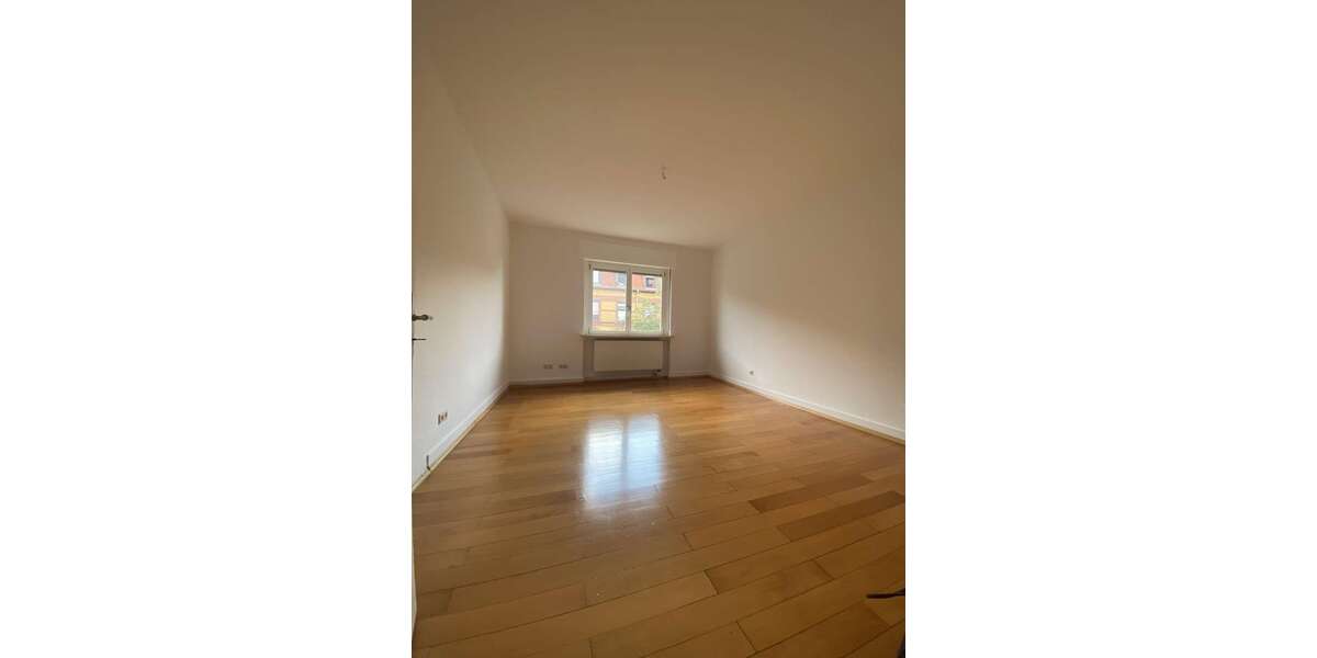 Etagenwohnung Karlsruhe Oststadt - 2 Zimmer, 63 m&sup2;, 735&euro; | Angebot:27080636