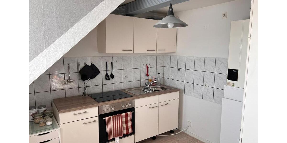 Dachgeschoßwohnung Einbeck - 2.5 Zimmer, 50 m&sup2;, 500&euro; | Angebot:26603475