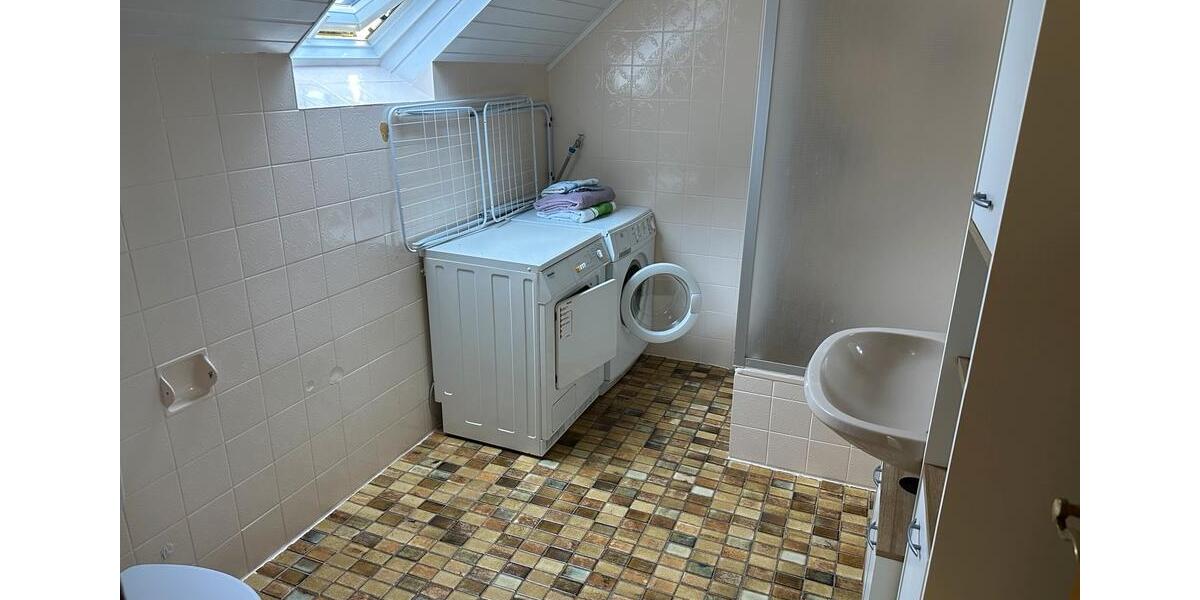 Wohnen auf Zeit Spelle - 8 Zimmer, 330 m&sup2;, 16&euro; | Angebot:22099991