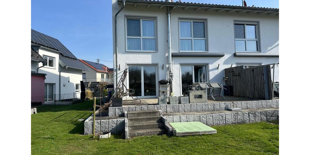 Doppelhaushälfte Günzburg - 6 Zimmer, 145 m&sup2;, 1.700&euro; | Angebot:26349501