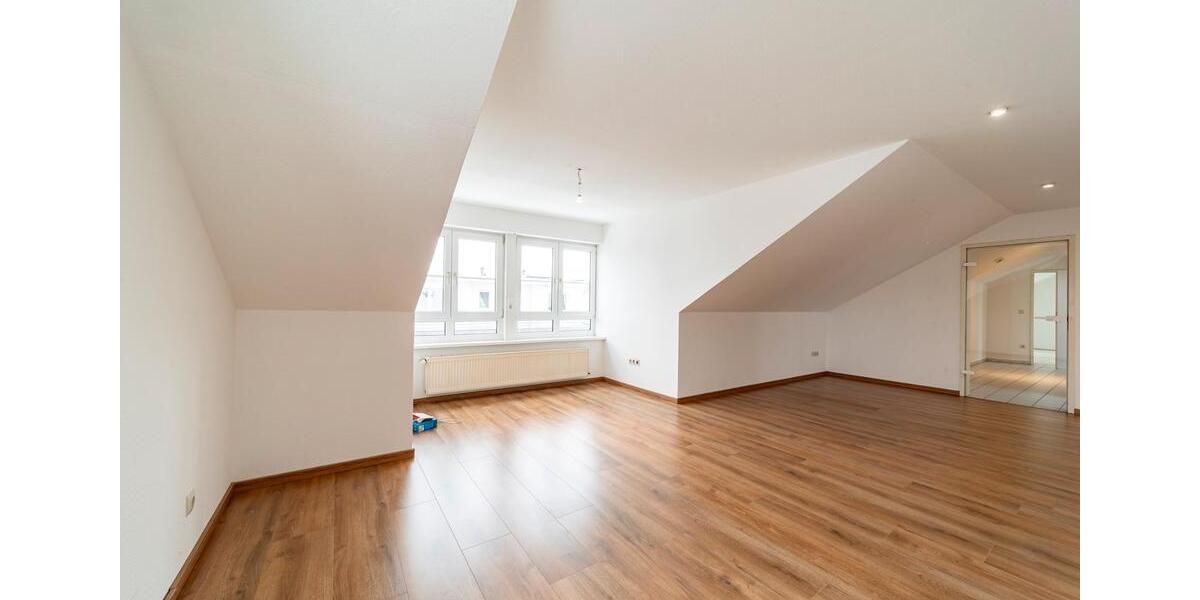 Dachgeschoßwohnung Lingen (Ems) Gauerbach - 3 Zimmer, 88 m&sup2;, 880&euro; | Angebot:26012827