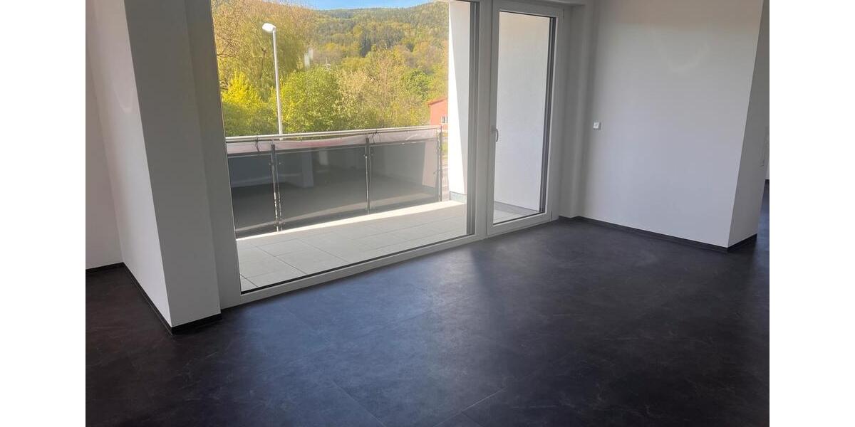 Etagenwohnung Lohr am Main - 2 Zimmer, 81 m&sup2;, 1.020&euro; | Angebot:26085023