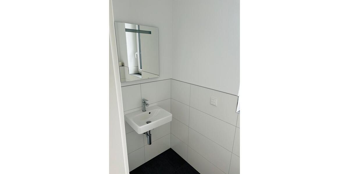 Etagenwohnung Ahnatal - 3 Zimmer, 119 m&sup2;, 1.300&euro; | Angebot:26617574