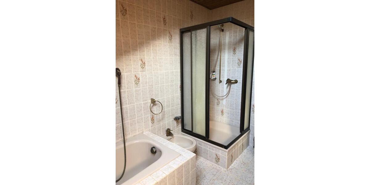 Etagenwohnung Grünwald - 1 Zimmer, 14 m&sup2;, 875&euro; | Angebot:25839178