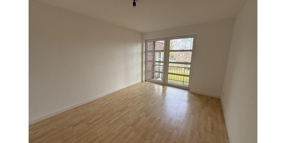 Erdgeschoßwohnung Lauenburg/Elbe Elbe - 3 Zimmer, 94 m&sup2;, 1.400&euro; | Angebot:25917936