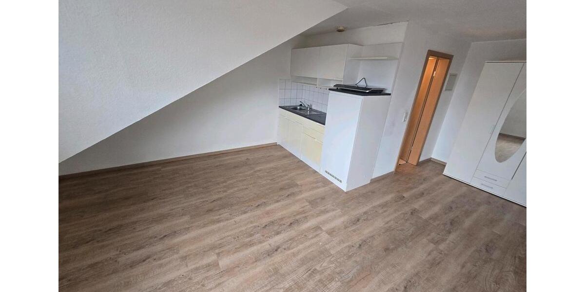 Dachgeschoßwohnung Spenge - 1 Zimmer, 28 m&sup2;, 495&euro; | Angebot:24847622