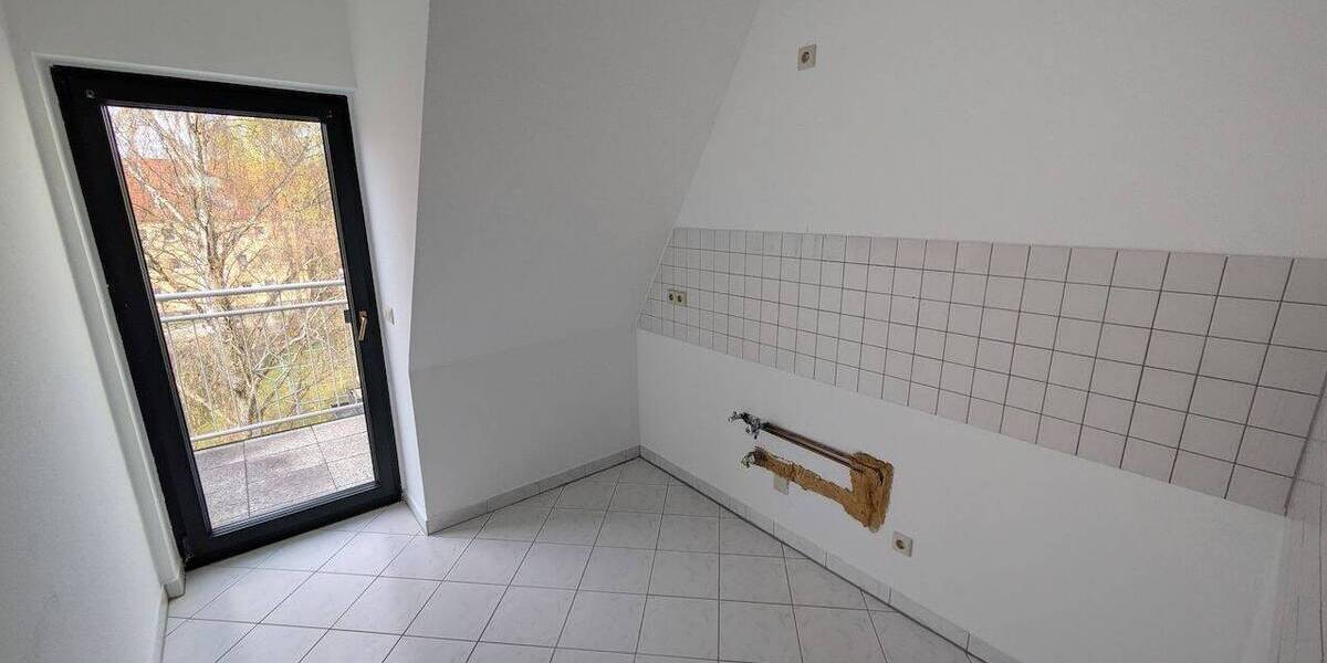 Etagenwohnung Zwickau Marienthal - 2 Zimmer, 47 m&sup2;, 360&euro; | Angebot:26763898