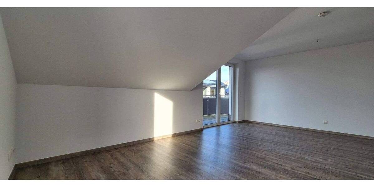 Etagenwohnung Bergen auf Rügen Bergen - 3 Zimmer, 84 m&sup2;, 925&euro; | Angebot:26804349