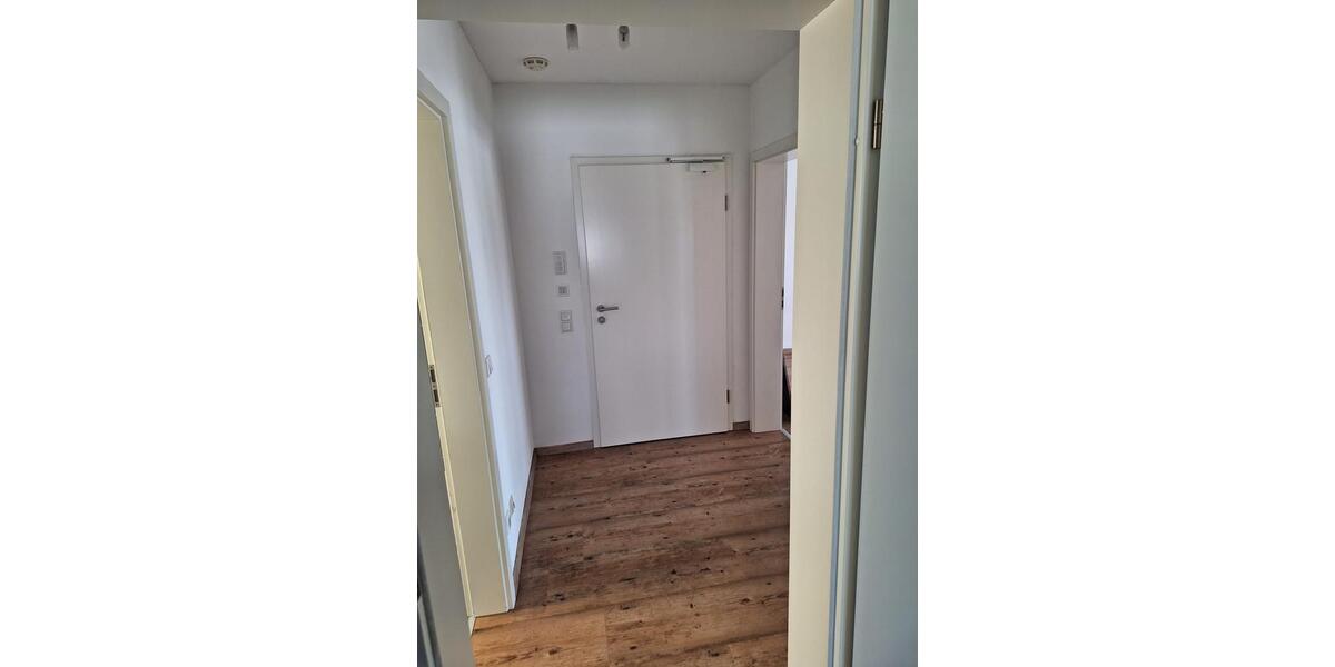 Dachgeschoßwohnung Reichertshofen - 3 Zimmer, 68 m&sup2;, 925&euro; | Angebot:26232124