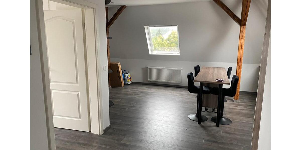 Dachgeschoßwohnung Bielefeld Brackwede - 1 Zimmer, 50 m&sup2;, 550&euro; | Angebot:25976766