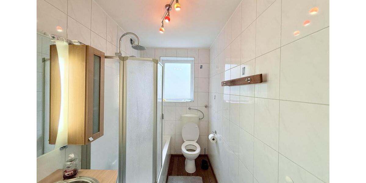 Sillenbuch: Zimmer im Grünen, gerne an Pendler 1 zimmer