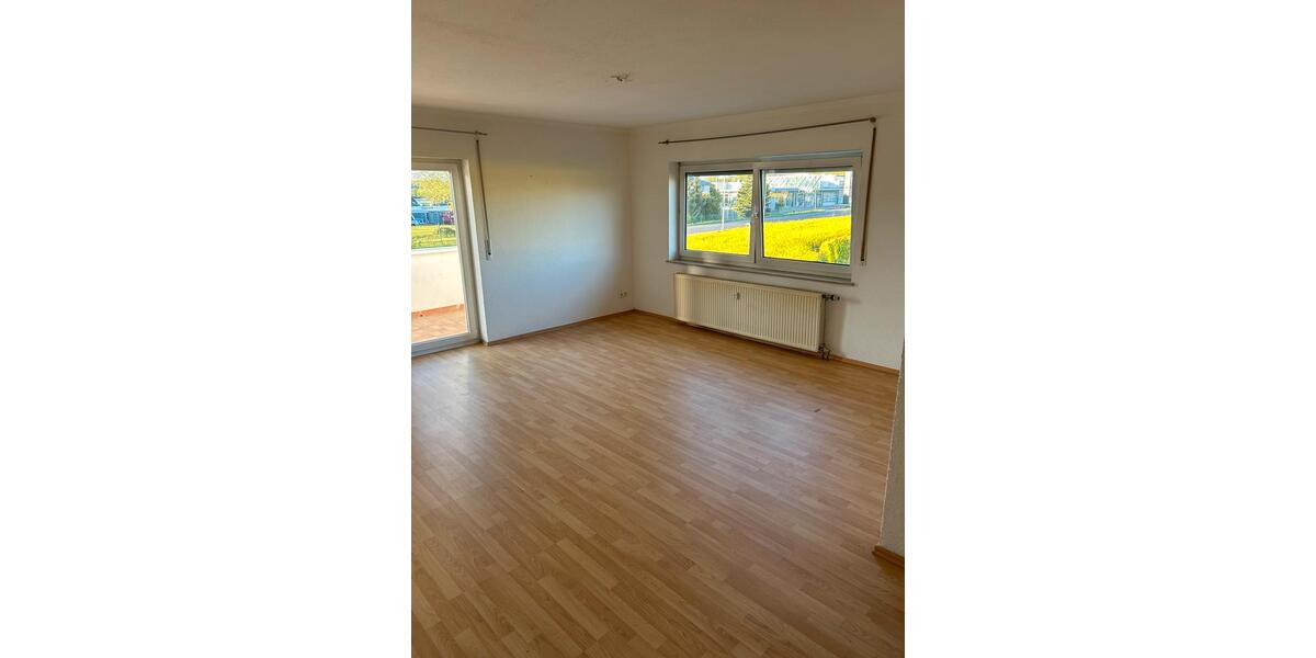 Etagenwohnung Hungen - 3 Zimmer, 120 m&sup2;, 1.100&euro; | Angebot:26448984
