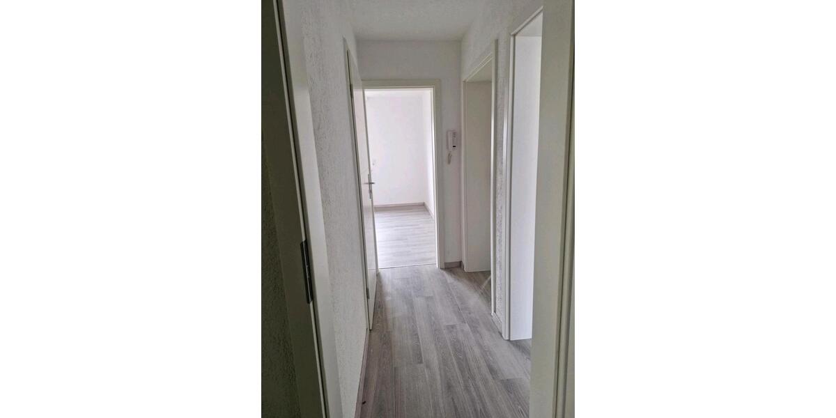 Etagenwohnung Riegelsberg - 3 Zimmer, 85 m&sup2;, 800&euro; | Angebot:26227426