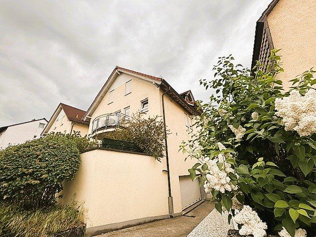 Dachgeschoßwohnung Neckarsulm - 3.5 Zimmer, 101 m&sup2;, 1.040&euro; | Angebot:26631982