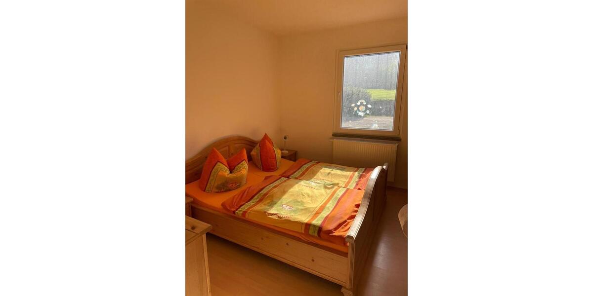 Etagenwohnung Hartha - 3 Zimmer, 90 m&sup2;, 23&euro; | Angebot:25367855