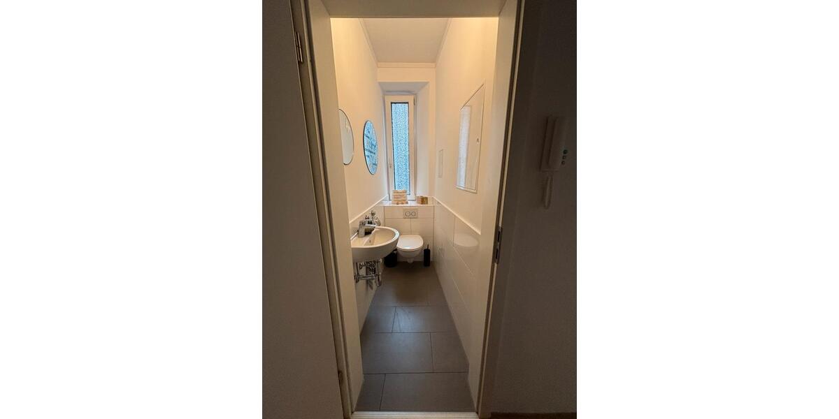 Erdgeschoßwohnung Wiesbaden - 3 Zimmer, 80 m&sup2;, 1.750&euro; | Angebot:25636460