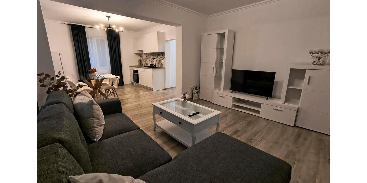 Etagenwohnung Kronach - 6 Zimmer, 150 m&sup2;, 1.000&euro; | Angebot:26567516