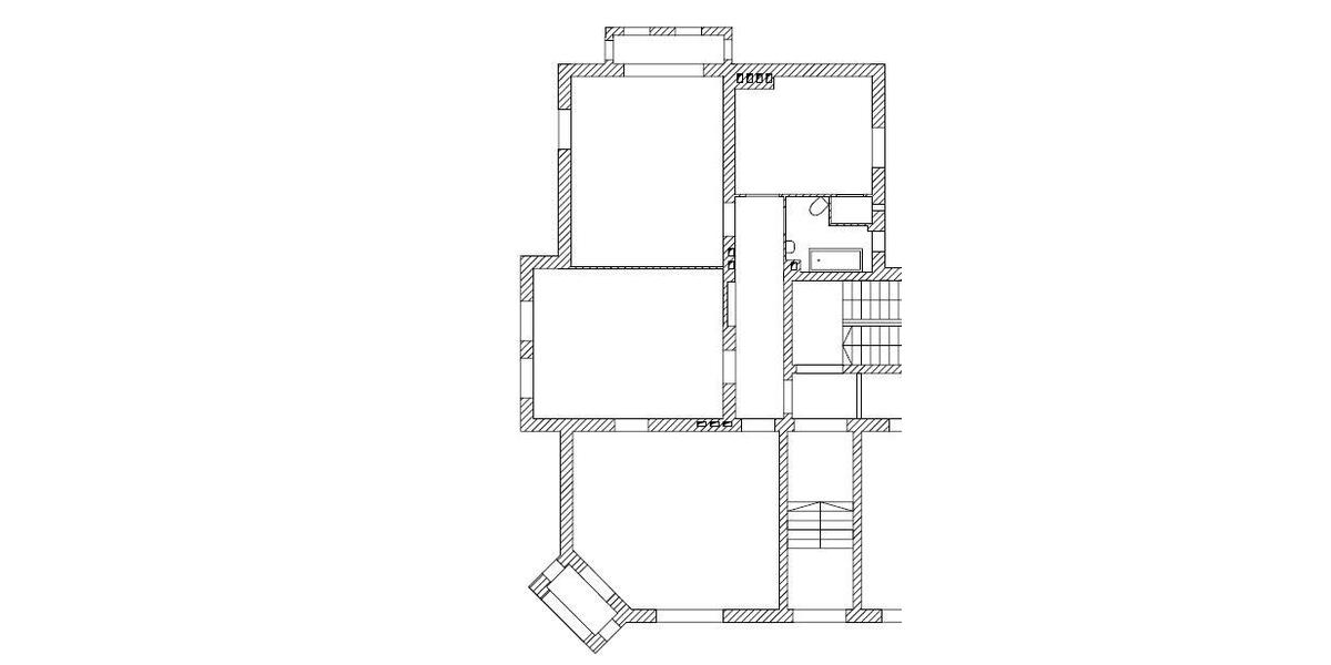 Etagenwohnung Prenzlau - 4 Zimmer, 111 m&sup2;, 1.000&euro; | Angebot:25483984