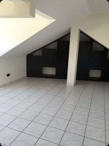 Wohnung zum Mieten in Göttingen 900 € 100 m² 5 zimmer