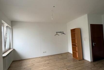Wohnen auf Zeit Saarbrücken Dudweiler - 3 Zimmer, 21 m&sup2;, 450&euro; | Angebot:26589210