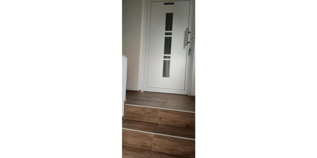 Erdgeschoßwohnung Seckach - 3 Zimmer, 90 m&sup2;, 600&euro; | Angebot:24751569