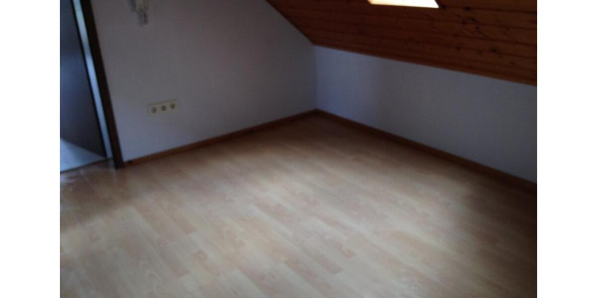Dachgeschoßwohnung Ober-Olm Olm - 2 Zimmer, 54 m&sup2;, 450&euro; | Angebot:26288397