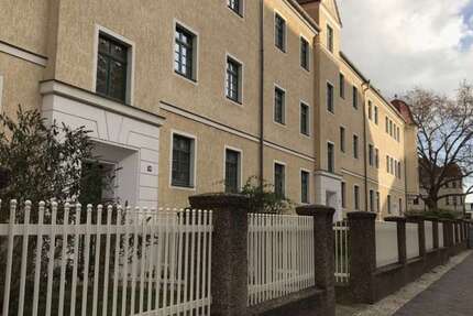 Wohnung Halle (Saale) Damaschkestraße - 3 Zimmer, 65 m&sup2;, 450&euro; | Angebot:26737300