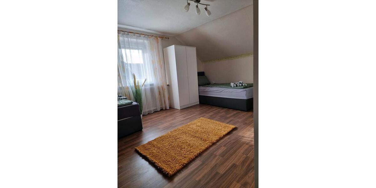 Wohnen auf Zeit Wackersdorf - 2 Zimmer, 55 m&sup2;, 13&euro; | Angebot:24678108