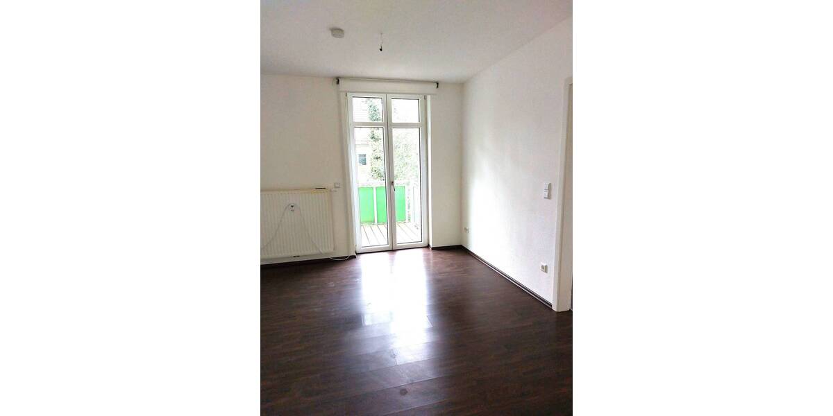 Etagenwohnung Dessau-Roßlau Kochstedt - 2 Zimmer, 37 m&sup2;, 305&euro; | Angebot:26155298