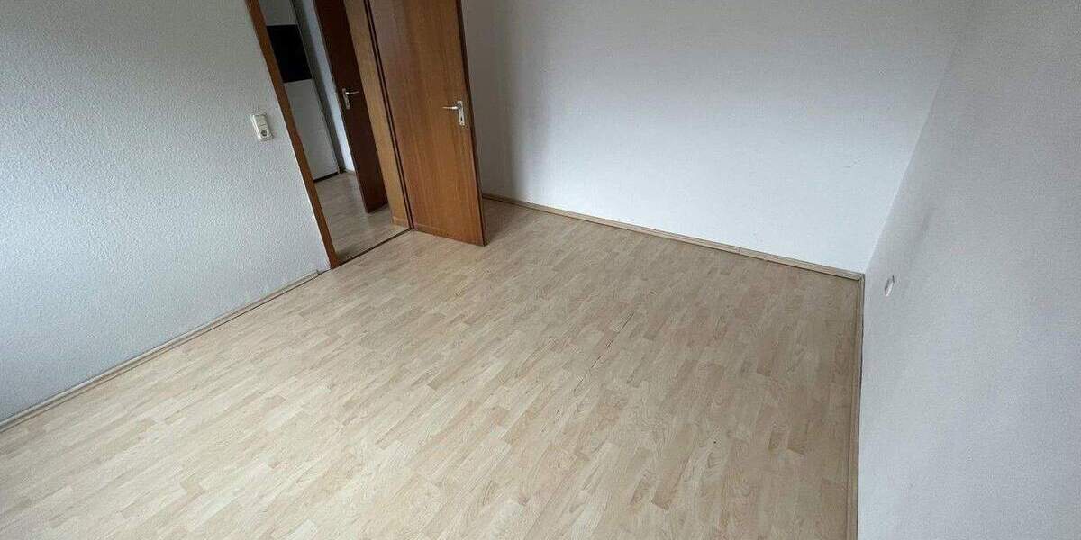 Etagenwohnung Dortmund Brackel - 3 Zimmer, 77 m&sup2;, 770&euro; | Angebot:25140171