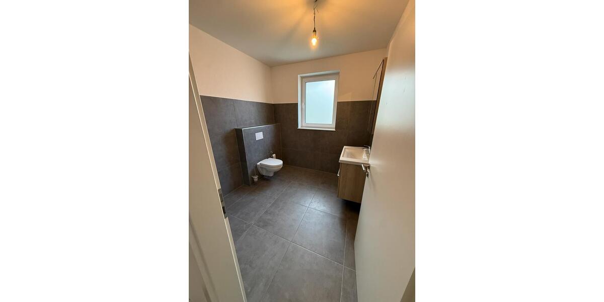 Erdgeschoßwohnung Selters (Westerwald) - 3 Zimmer, 90 m&sup2;, 1.200&euro; | Angebot:26647781