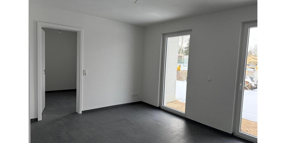 Erdgeschoßwohnung Waren (Müritz) - 2 Zimmer, 54 m&sup2;, 648&euro; | Angebot:25964717