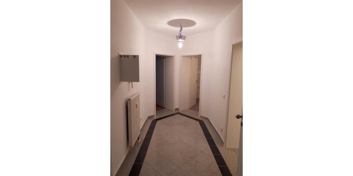 Etagenwohnung Halle (Saale) - 4 Zimmer, 152 m&sup2;, 1.520&euro; | Angebot:26644843