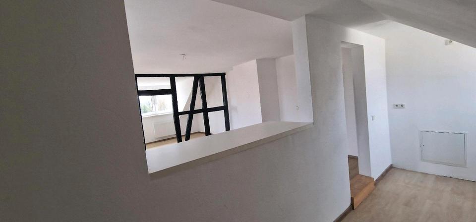 Dachgeschoßwohnung Teltow - 3 Zimmer, 95 m&sup2;, 1.195&euro; | Angebot:25649658