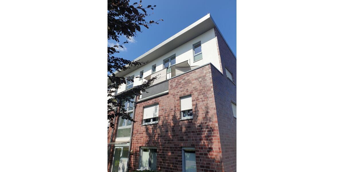 f.StudentInSingle: gr.Maisonettewohnung direkt v.d.Toren Aachens 4 zimmer