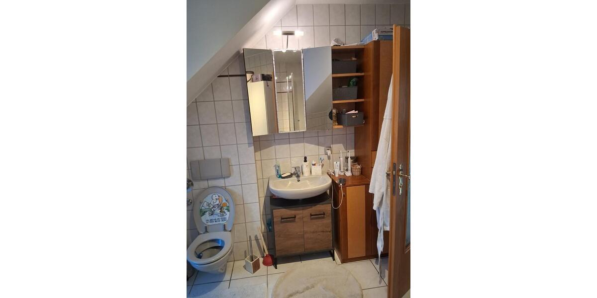 Gepflegte 3-Zimmer DG-Wohnung in Gersthofen 3 zimmer