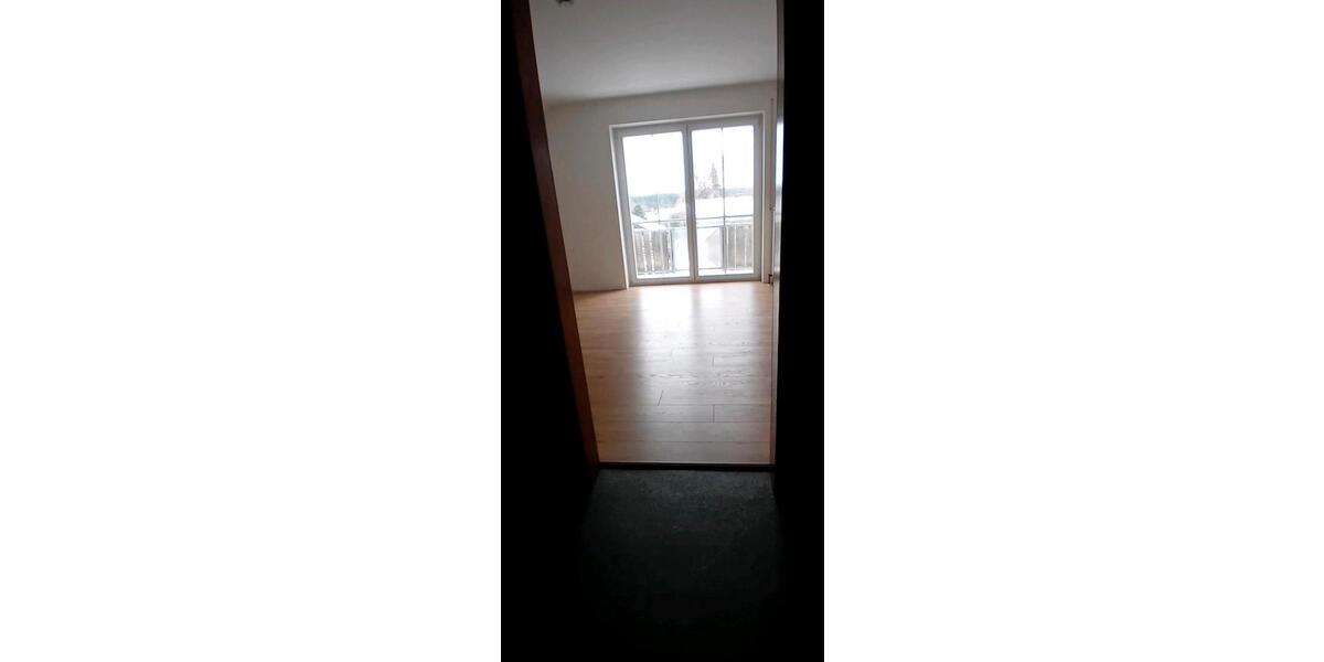 Etagenwohnung Selb - 1 Zimmer, 37 m&sup2;, 330&euro; | Angebot:26677234