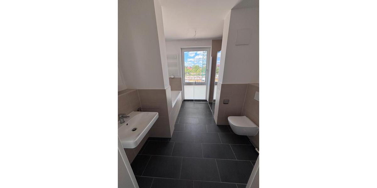 Etagenwohnung Garbsen - 3 Zimmer, 89 m&sup2;, 1.365&euro; | Angebot:26665189