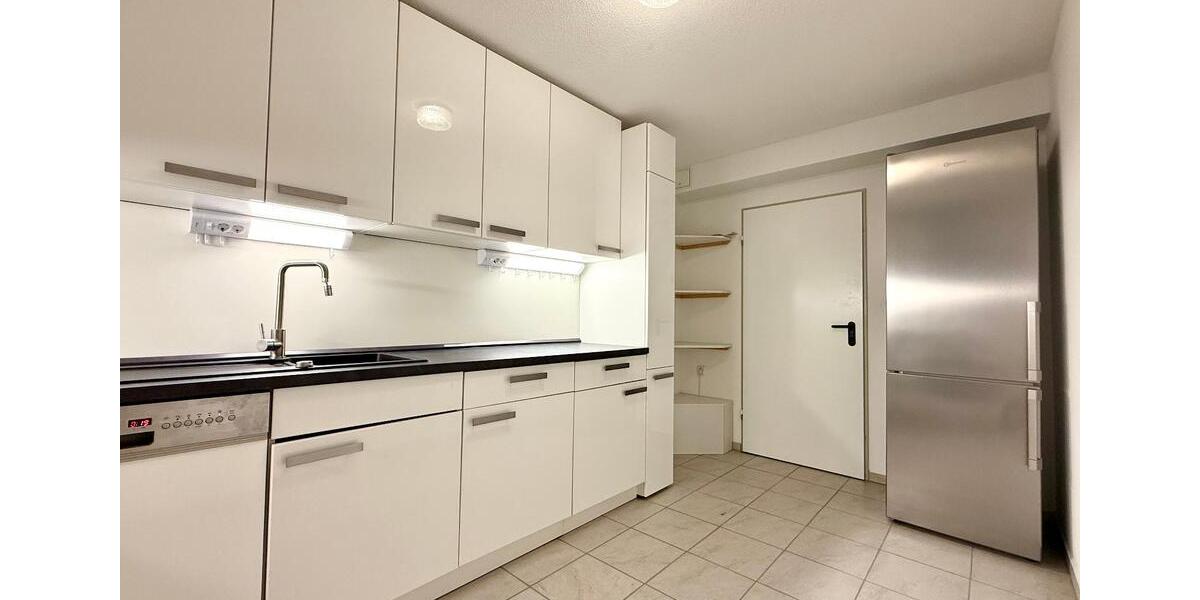 2,5-Zimmer-Loft (100 m²) im Souterrain – modern, lichtdurchflutet 2 zimmer