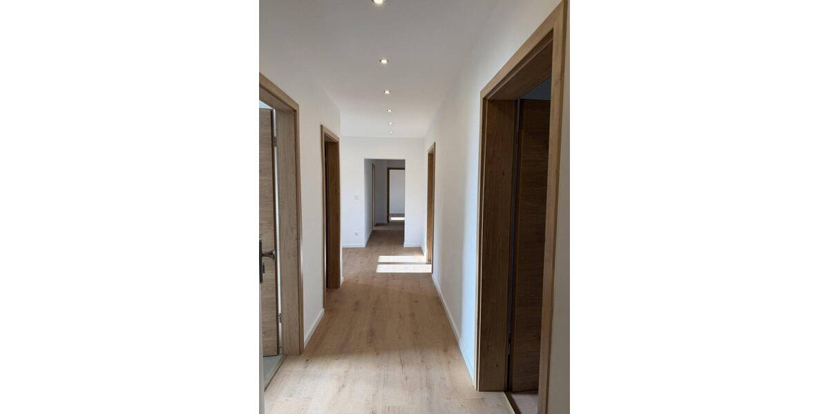 Etagenwohnung Nürnberg Rechenberg - 5 Zimmer, 89 m&sup2;, 1.250&euro; | Angebot:25996830