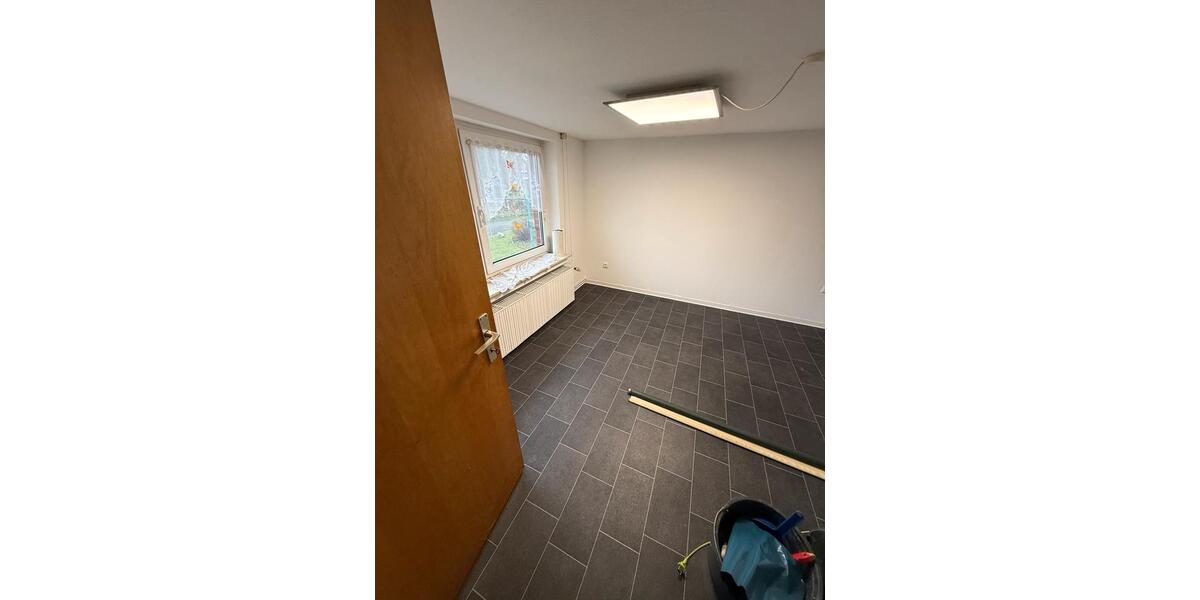 Etagenwohnung Hameln - 4 Zimmer, 110 m&sup2;, 1.200&euro; | Angebot:26067760