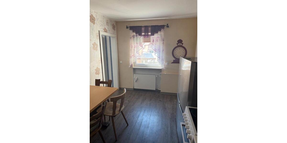 Etagenwohnung Dreieich - 3 Zimmer, 80 m&sup2;, 1.400&euro; | Angebot:26697989