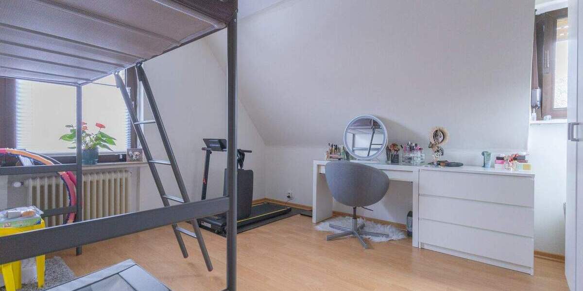 Menden Nähe Berkenhofskamp – DG Wohnung in ruhiger Wohnlage 3 zimmer