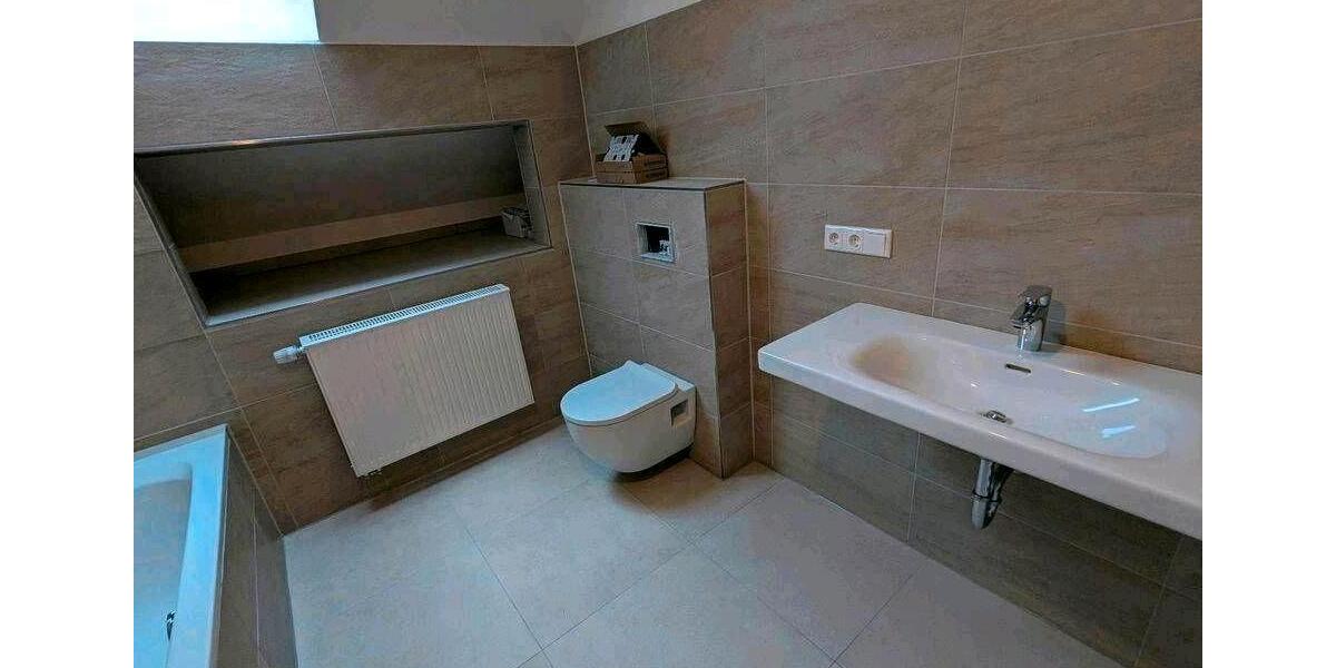Dachgeschoßwohnung Obergünzburg - 5 Zimmer, 117 m&sup2;, 1.100&euro; | Angebot:26462937