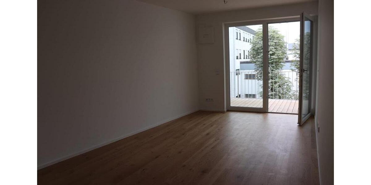 Etagenwohnung Freilassing - 2 Zimmer, 66 m&sup2;, 850&euro; | Angebot:26660068