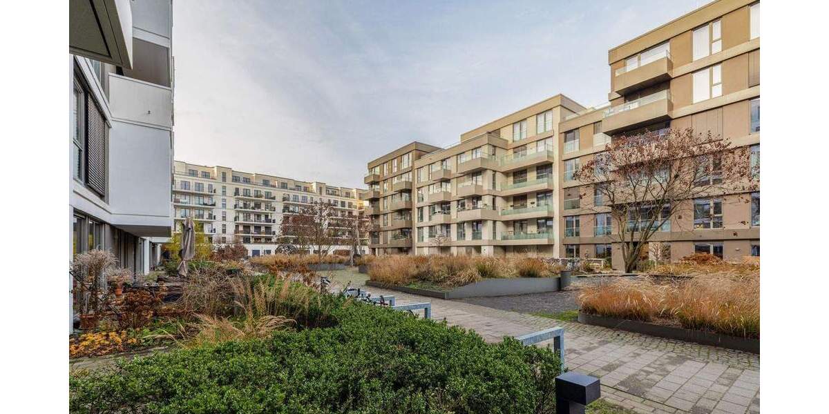 Etagenwohnung Berlin Kreuzberg - 4 Zimmer, 124 m&sup2;, 2.950&euro; | Angebot:25709737