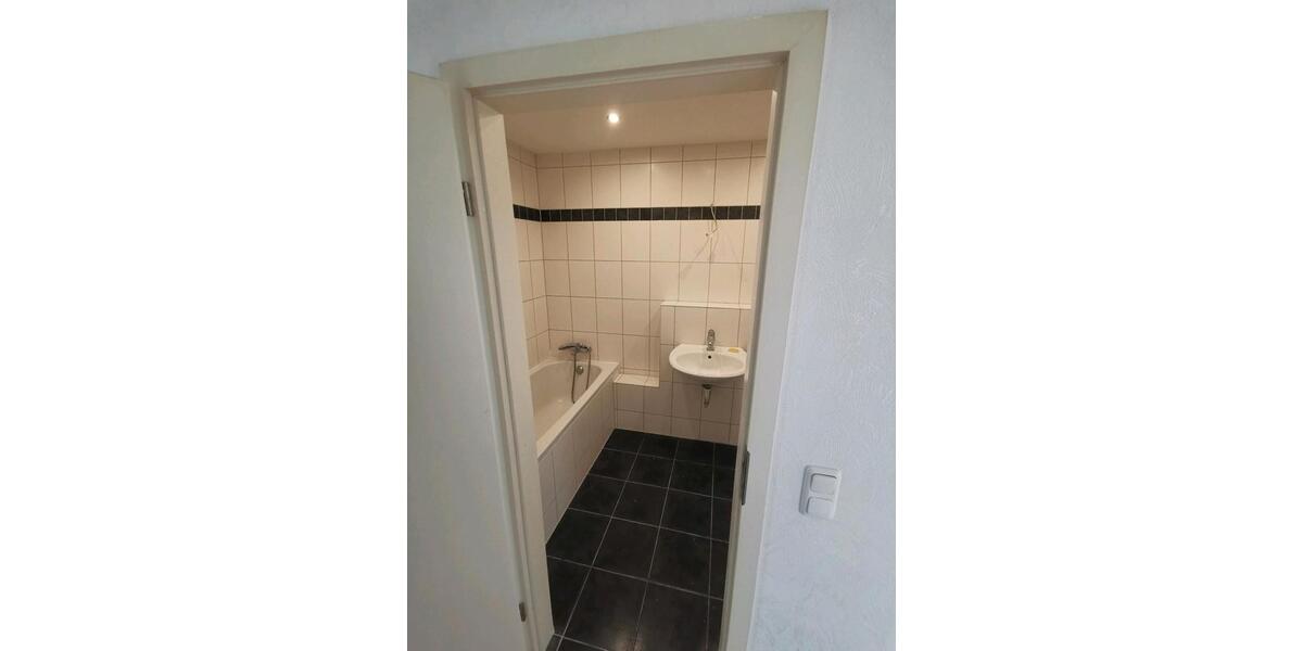 Wohnen auf Zeit Köln Kalk - 3 Zimmer, 95 m&sup2;, 650&euro; | Angebot:26351599
