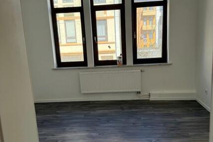 Zu vermieten ist eine 3-Zimmer-Wohnung 3 zimmer