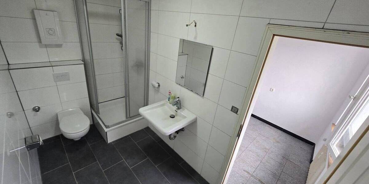 Etagenwohnung Korschenbroich - 3 Zimmer, 110 m&sup2;, 980&euro; | Angebot:25719256