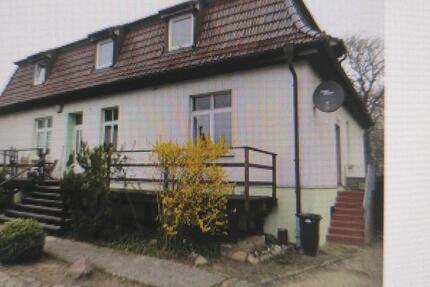 Wohnung Putlitz - 3 Zimmer, 115 m&sup2;, 860&euro; | Angebot:26084293